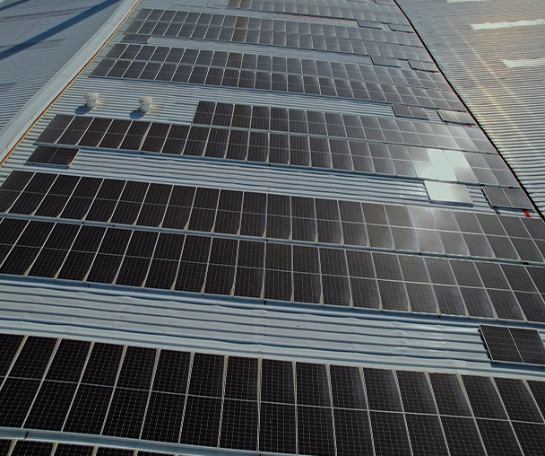 +900 painéis solares nas instalações da fábrica